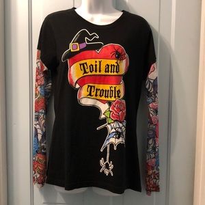 ** LAST CHANCE SALE** Halloween tattoo sleeve shirt black Juniors 15-17